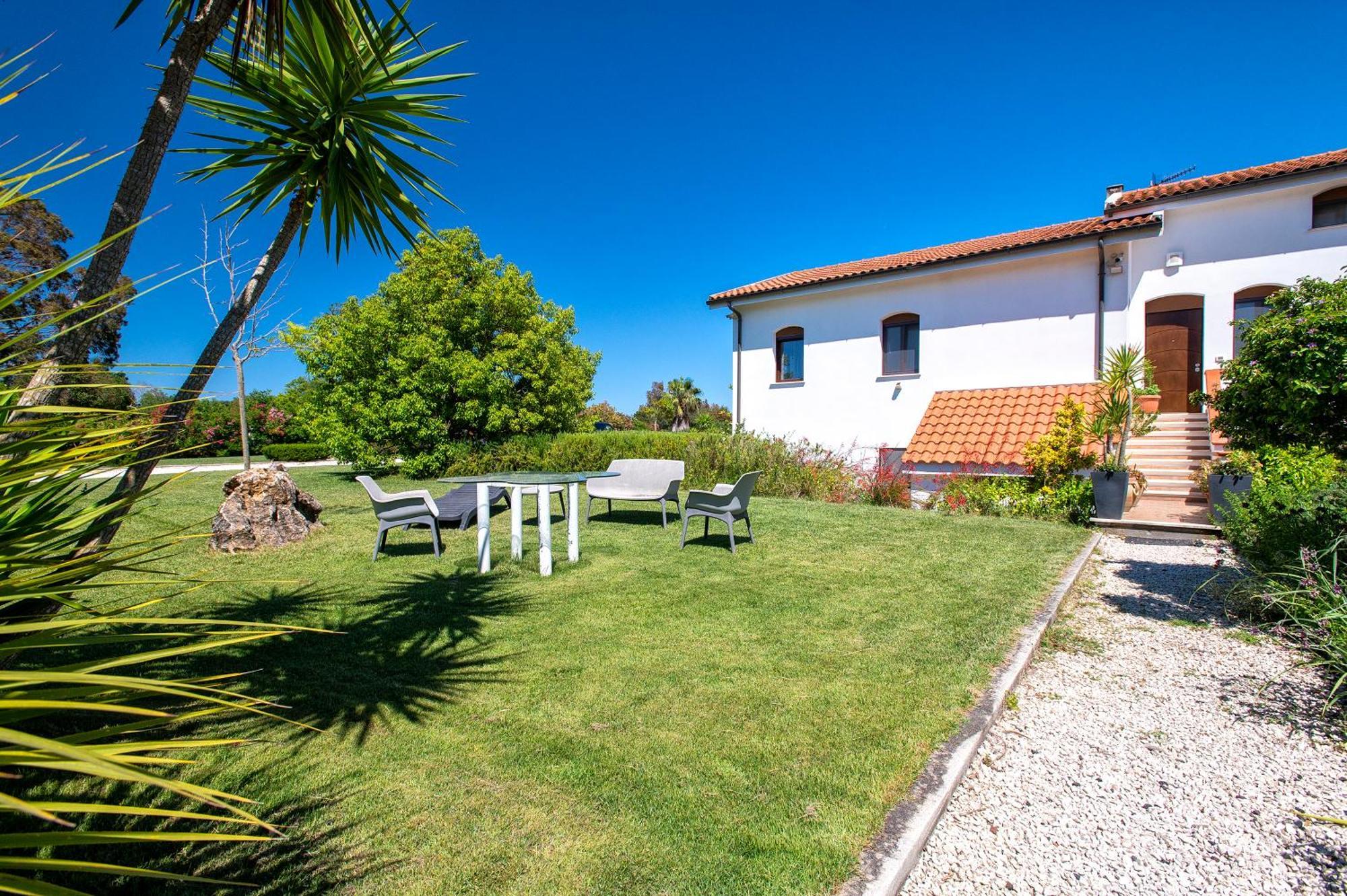 Sardinia Re - Villa Fioretta Flowers Apartments Olmedo Exterior foto